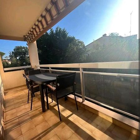 2 Pieces Proche Plage + Parking Golfe-Juan Kültér fotó